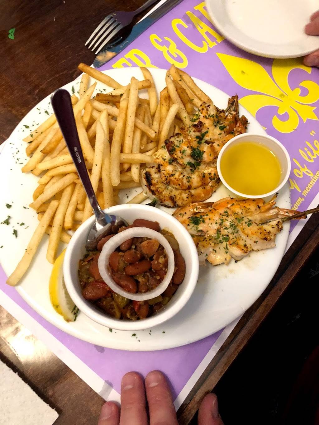 Cajun jimmys seafood seller | cafe | 300 se, US-19, Crystal River, FL 34429, USA | 3522284936 OR +1 352-228-4936