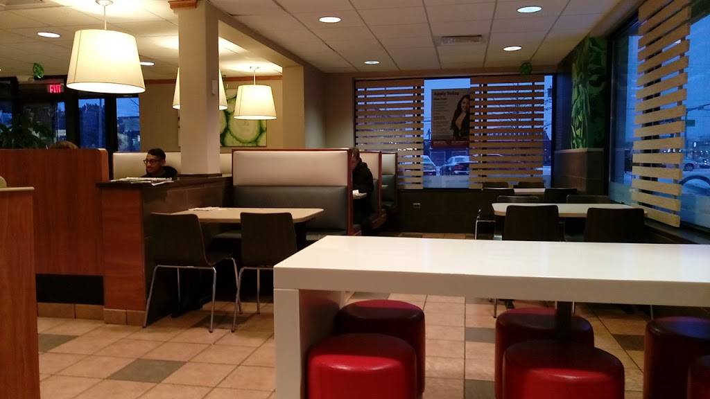 McDonalds | cafe | 5360 Touhy Avenue, Skokie, IL 60077, USA | 8476756555 OR +1 847-675-6555