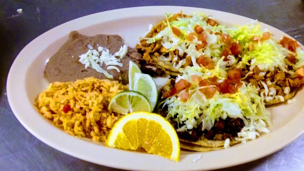 Sofias Mexican Restaurant | restaurant | 640 E State Rd, Island Lake, IL 60042, USA | 8475268478 OR +1 847-526-8478