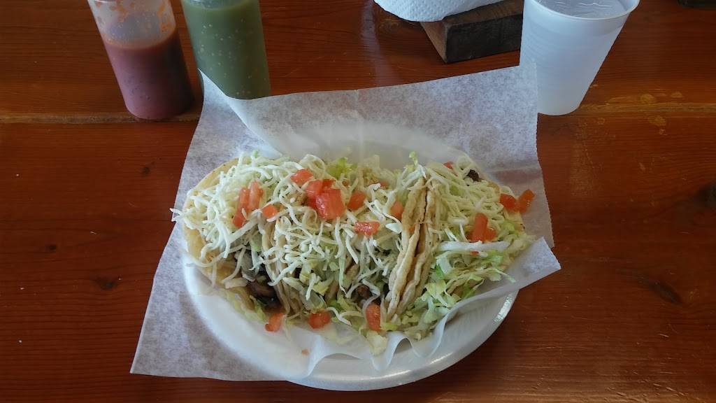 El Famous Burrito | restaurant | 1214 Central Rd, Mt Prospect, IL 60056, USA | 8477881844 OR +1 847-788-1844
