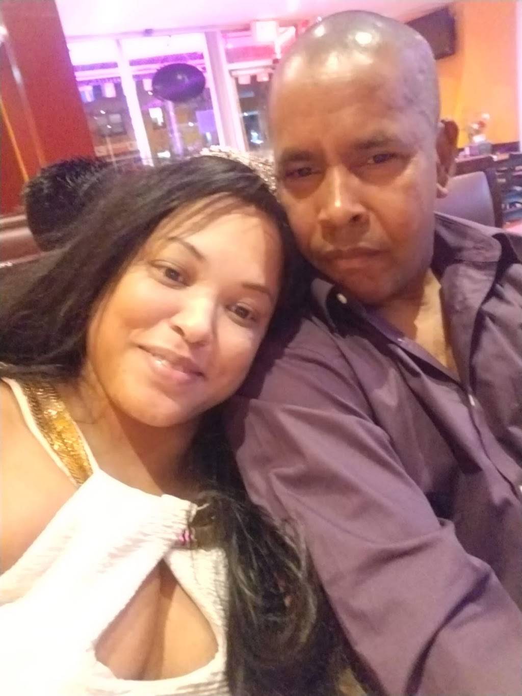 Las Americas Restaurant | restaurant | 9 Main St, Danbury, CT 06810, USA | 2037447400 OR +1 203-744-7400