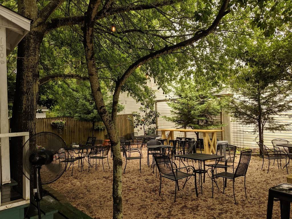 Moore Street Market | cafe | 130 State Rd 1528, Southport, NC 28461, USA | 9103634203 OR +1 910-363-4203