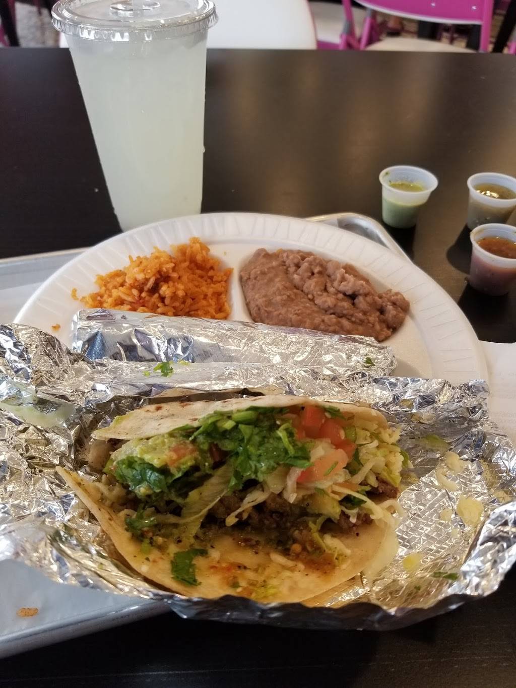 Macho Libre | restaurant | 5834 Babcock Rd, San Antonio, TX 78240, USA | 2104550443 OR +1 210-455-0443