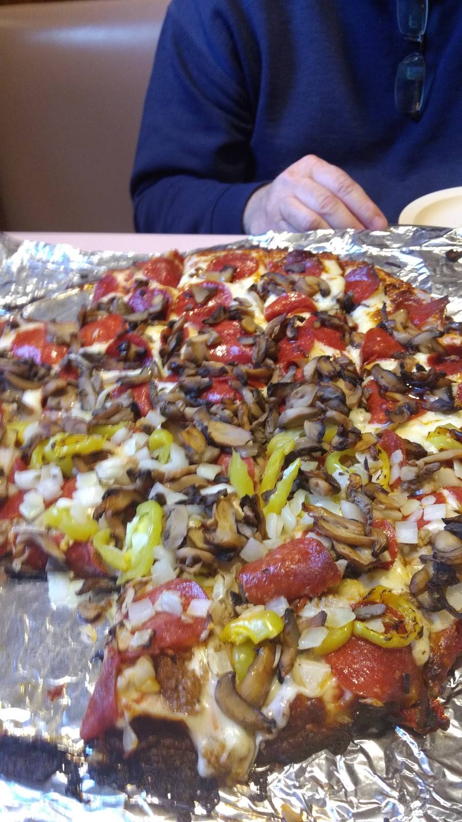 Sharps Tavern | restaurant | 101 S Main St, Palestine, OH 45352, USA | 9375487454 OR +1 937-548-7454