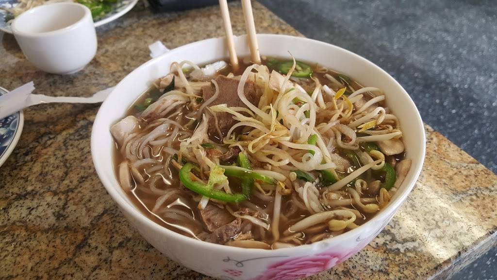 Pho 38 | restaurant | 601 Del Prado Blvd N #10, Cape Coral, FL 33909, USA | 2398290343 OR +1 239-829-0343