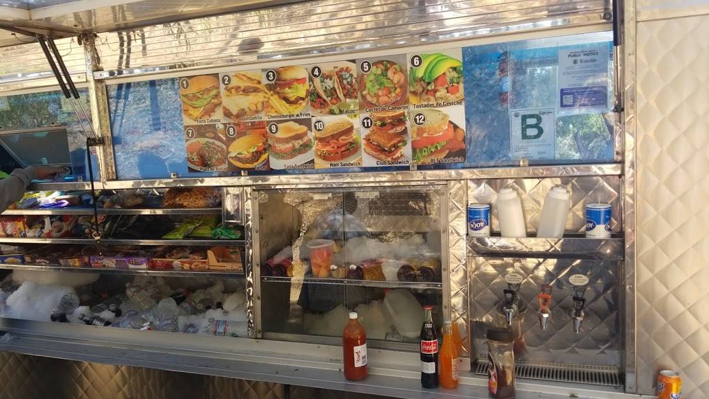 Tacos Carrillo- Taco Truck | restaurant | 13994-13968 Mulholland Dr, Beverly Hills, CA 90210, USA | 8188975123 OR +1 818-897-5123