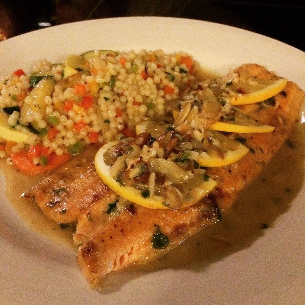 Madisons | restaurant | 104 W State St, Pendleton, IN 46064, USA | 7652219390 OR +1 765-221-9390