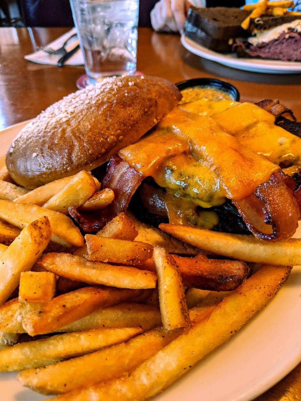 Great Dane Pub & Brewing Co. - Hilldale | restaurant | 357 Price Pl, Madison, WI 53705, USA | 6086619400 OR +1 608-661-9400