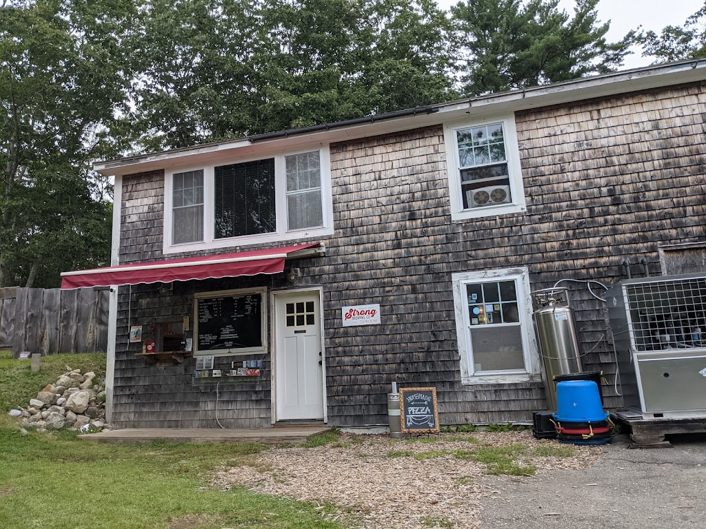 Strong Brewing & Kitchen | restaurant | 7 Rope Ferry Rd, Sedgwick, ME 04676, USA | 2073592687 OR +1 207-359-2687