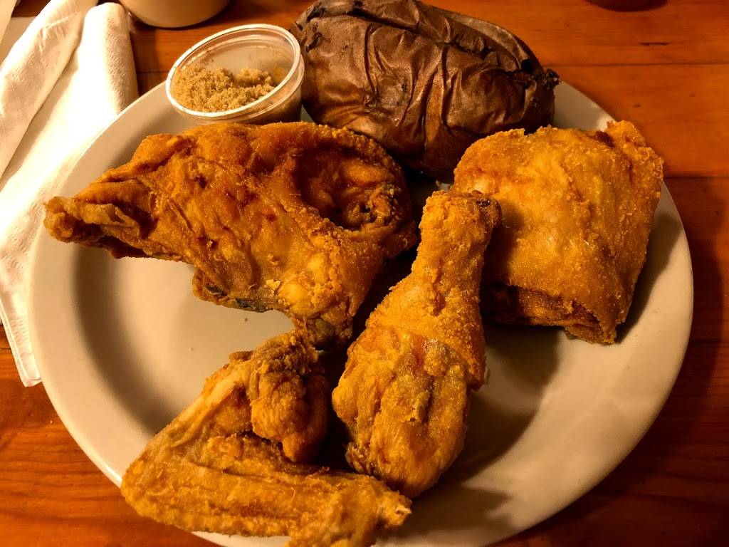 Good Ol Days | restaurant | 5 E Hanover St, New Baden, IL 62265, USA | 6185884582 OR +1 618-588-4582