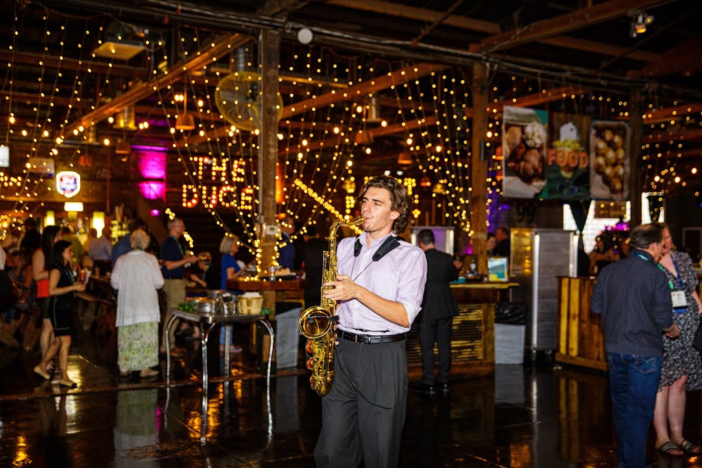 The Duce | restaurant | 525 S Central Ave, Phoenix, AZ 85004, USA | 6028663823 OR +1 602-866-3823