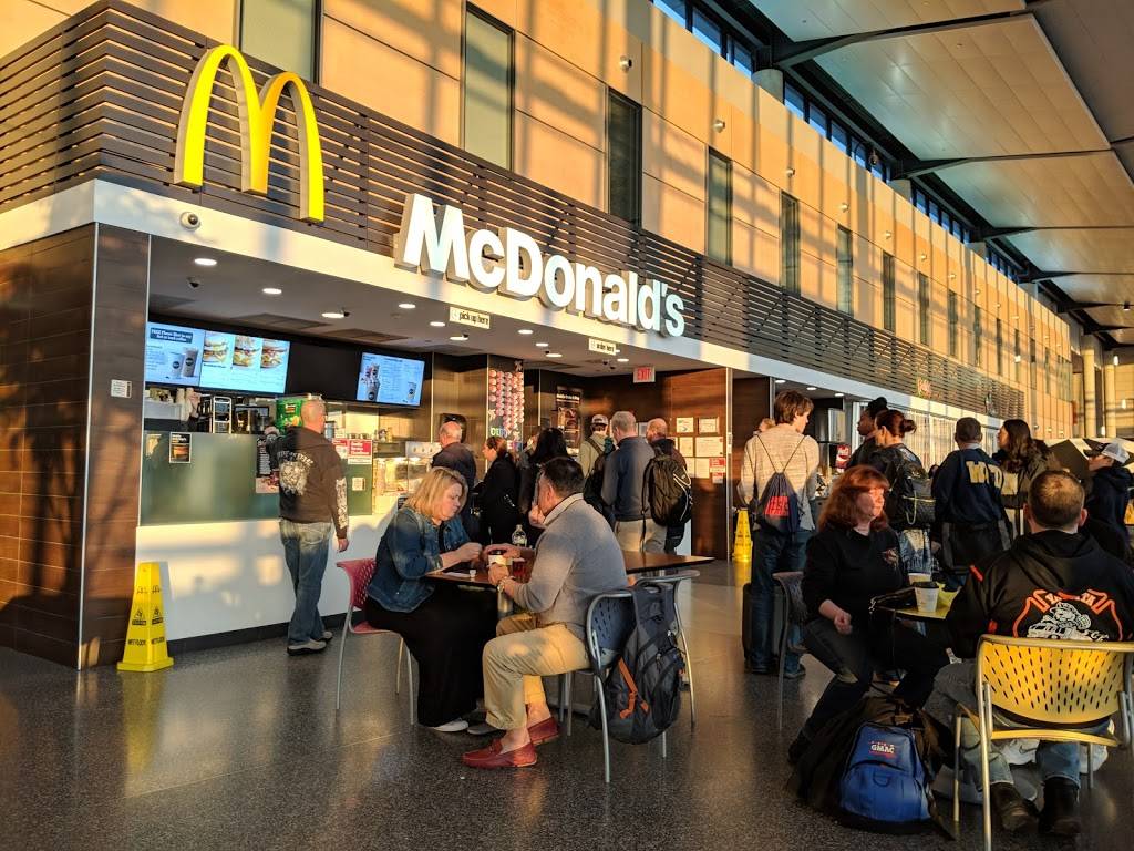 McDonalds | cafe | 11 Schoephoester Rd, Windsor Locks, CT 06096, USA | 8602921580 OR +1 860-292-1580