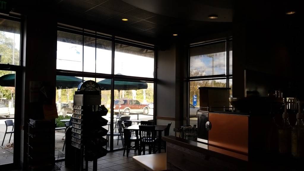 Starbucks | cafe | 3148 Ambassador Caffery Pkwy, Lafayette, LA 70506, USA | 3379815564 OR +1 337-981-5564