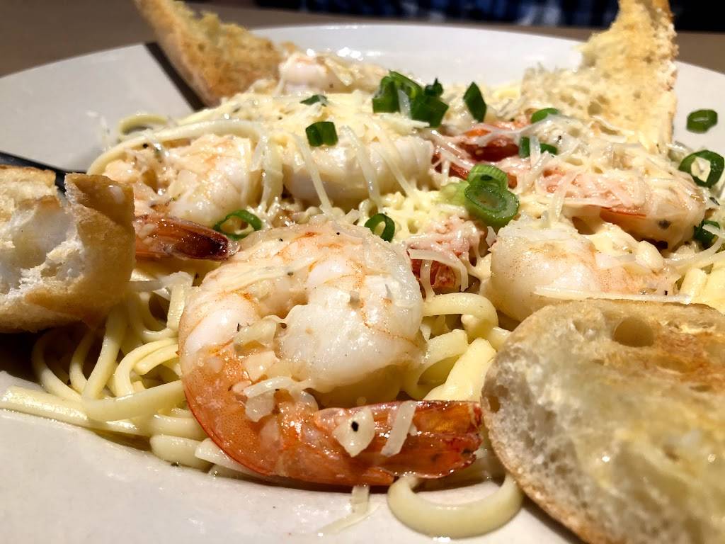 Shucks Fish House & Oyster Bar | restaurant | 1911 Leavenworth St, Omaha, NE 68102, USA | 4026145544 OR +1 402-614-5544