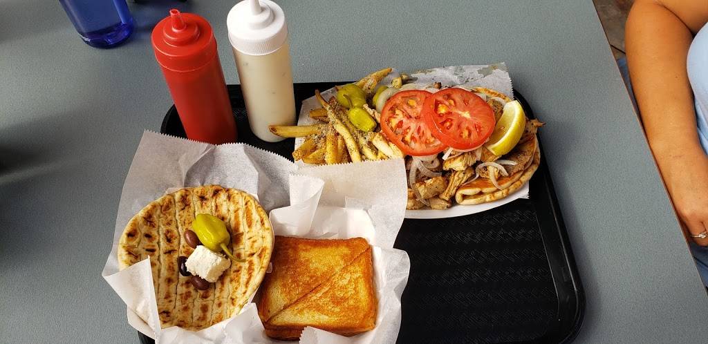 Gyro Palace | restaurant | 602 S 2nd St, Milwaukee, WI 53204, USA | 4142989622 OR +1 414-298-9622