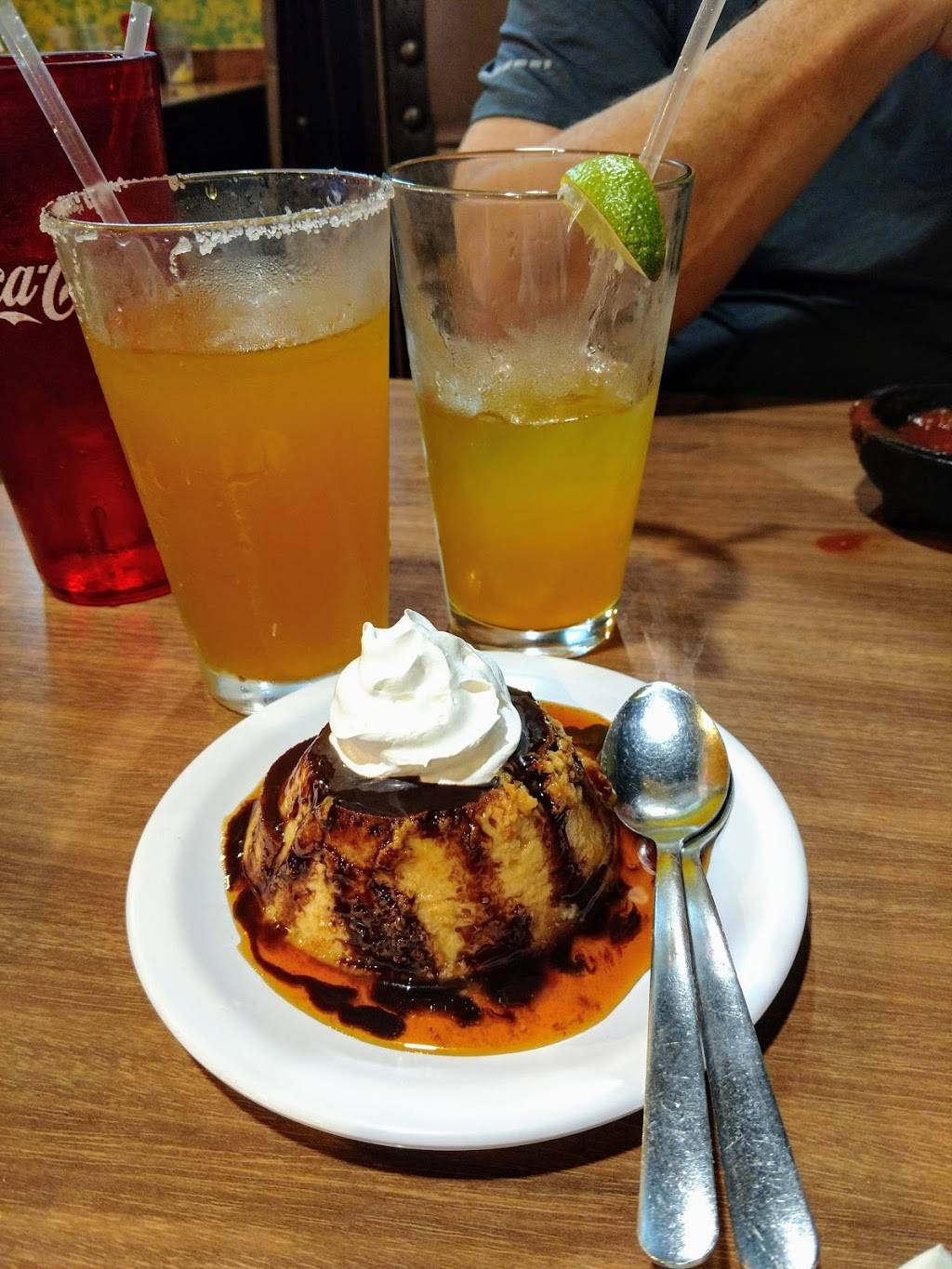 Amigos & Beer Mexican Restaurant | restaurant | 5020 Washington Pike, Knoxville, TN 37917, USA | 8654441990 OR +1 865-444-1990