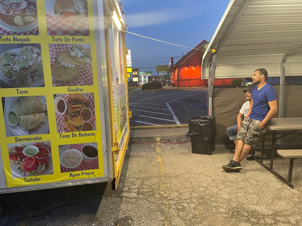 Tortas Guadalajara | restaurant | 1956 S Garnett Rd, Tulsa, OK 74128, USA | 9184091923 OR +1 918-409-1923