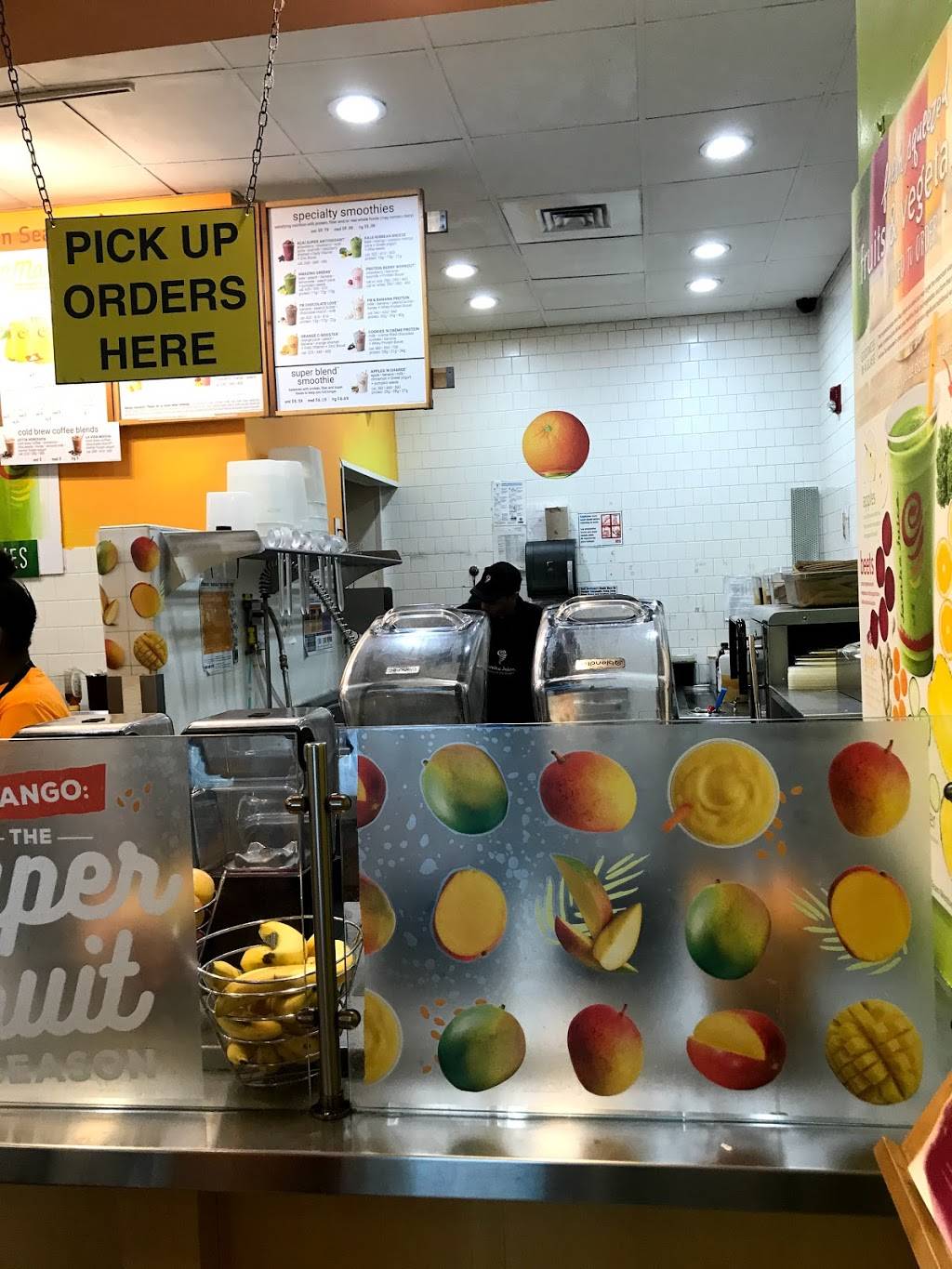 Jamba Juice Charlotte/Douglas Intl Airport | restaurant | 5501 Josh Birmingham Pkwy Concourse D, Charlotte, NC 28219, USA | 7043599572 OR +1 704-359-9572