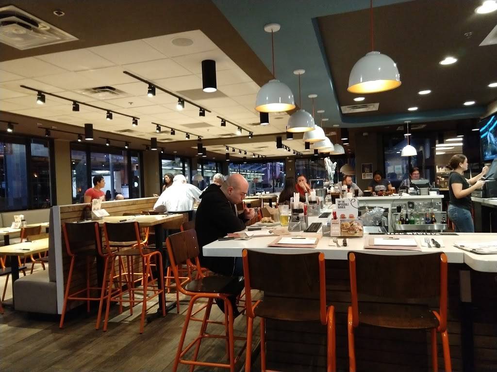 The Counter | restaurant | 50 N Central Ave, Phoenix, AZ 85004, USA | 6024663411 OR +1 602-466-3411