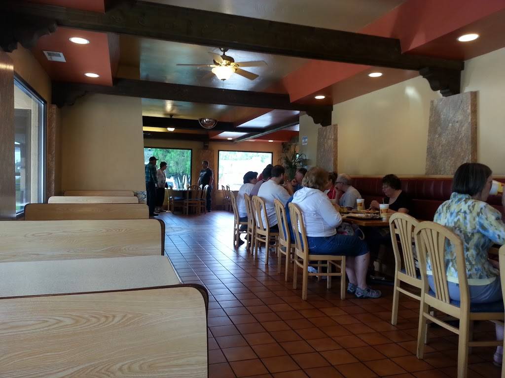 Taco Inn | restaurant | 4039 S 48th St, Lincoln, NE 68506, USA | 4024831416 OR +1 402-483-1416