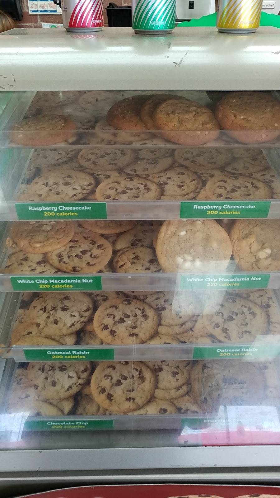 Subway Restaurants | restaurant | 205 Wilson Rd, Bentleyville, PA 15314, USA | 7242395833 OR +1 724-239-5833