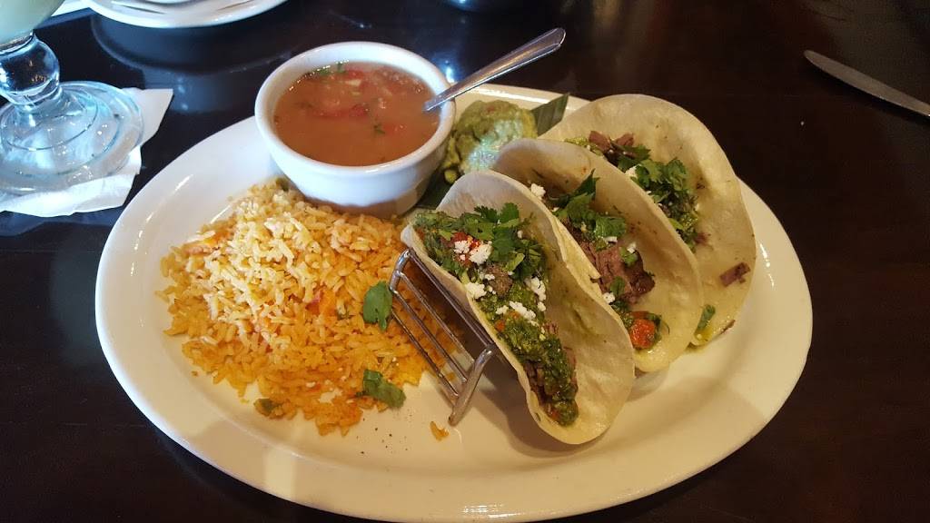 Cristinas | restaurant | 8300 Preston Rd #100, Plano, TX 75024, USA | 2146188230 OR +1 214-618-8230