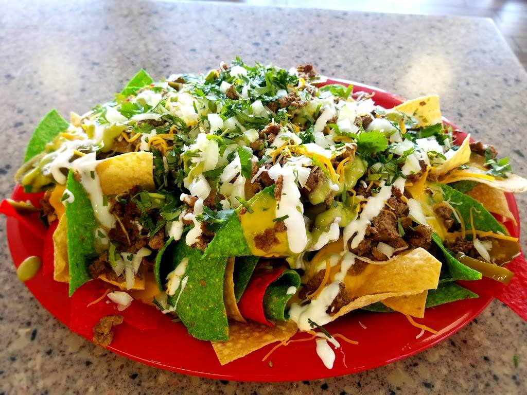 Chriss Burgers Rialto | restaurant | 765 E Foothill Blvd, Rialto, CA 92376, USA | 9098755258 OR +1 909-875-5258