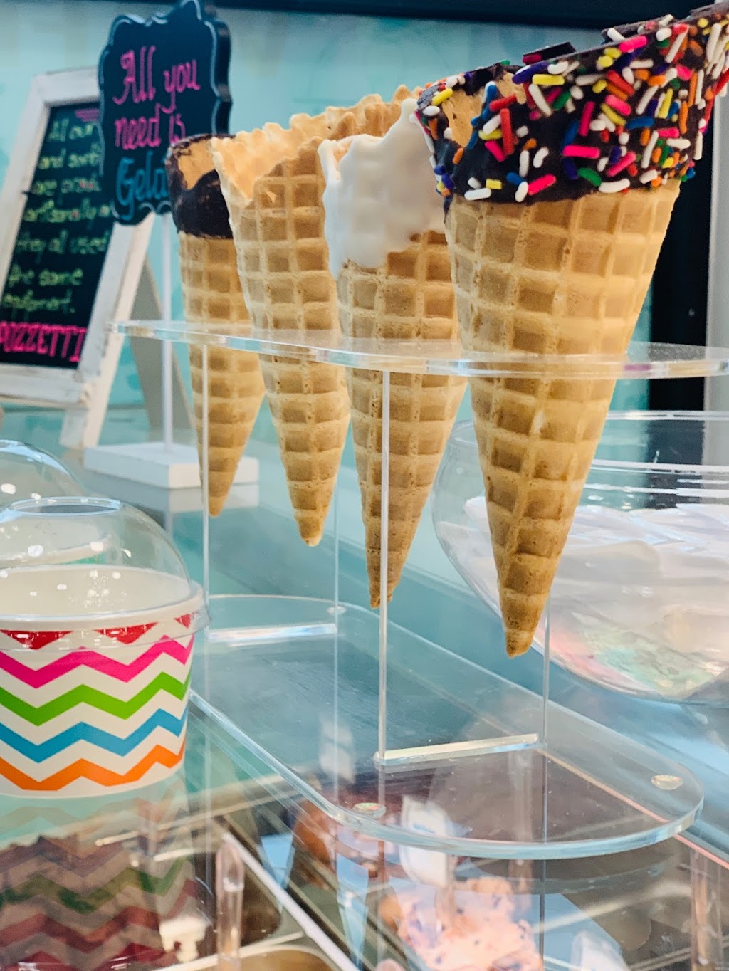 Pozzetti Gelato/ Ice Cream & Coffee | restaurant | 5094 Central Park Blvd, Denver, CO 80238, USA | 7205695596 OR +1 720-569-5596