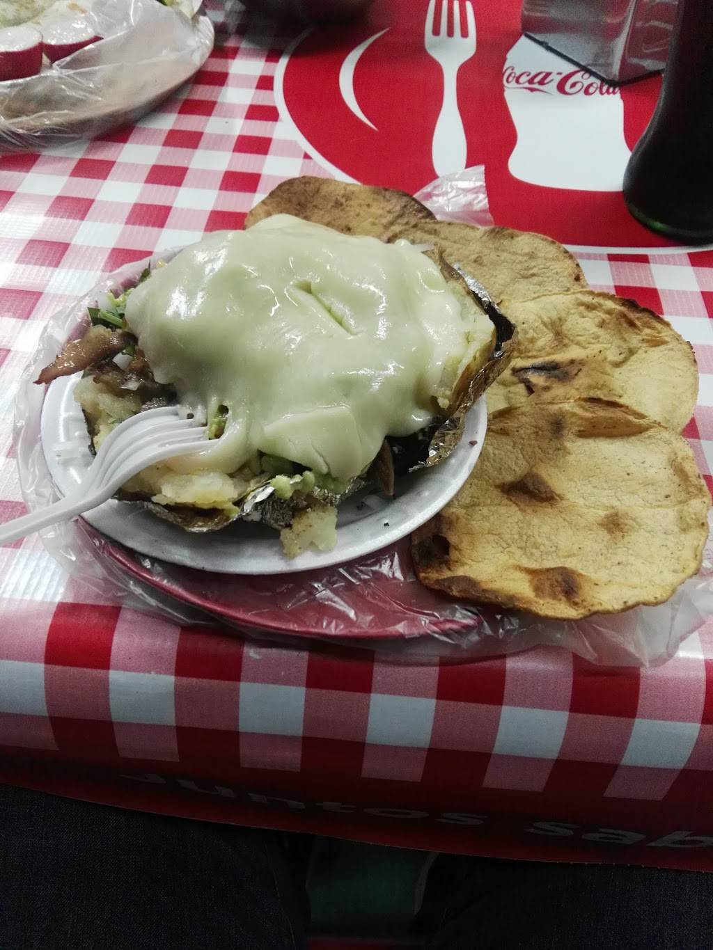 TACOS EL PUEBLITA | restaurant | Blvd. Cuauhtémoc Nte. 12726, Aeropuerto, 22404 Tijuana, B.C., Mexico | 016646325971 OR +52 664 632 5971