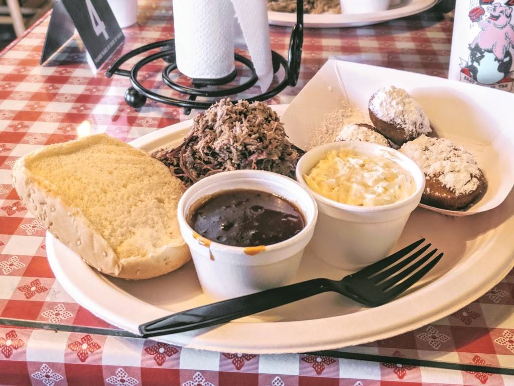 Smoky Jons #1 BBQ | restaurant | 2310 Packers Ave, Madison, WI 53704, USA | 6082497427 OR +1 608-249-7427