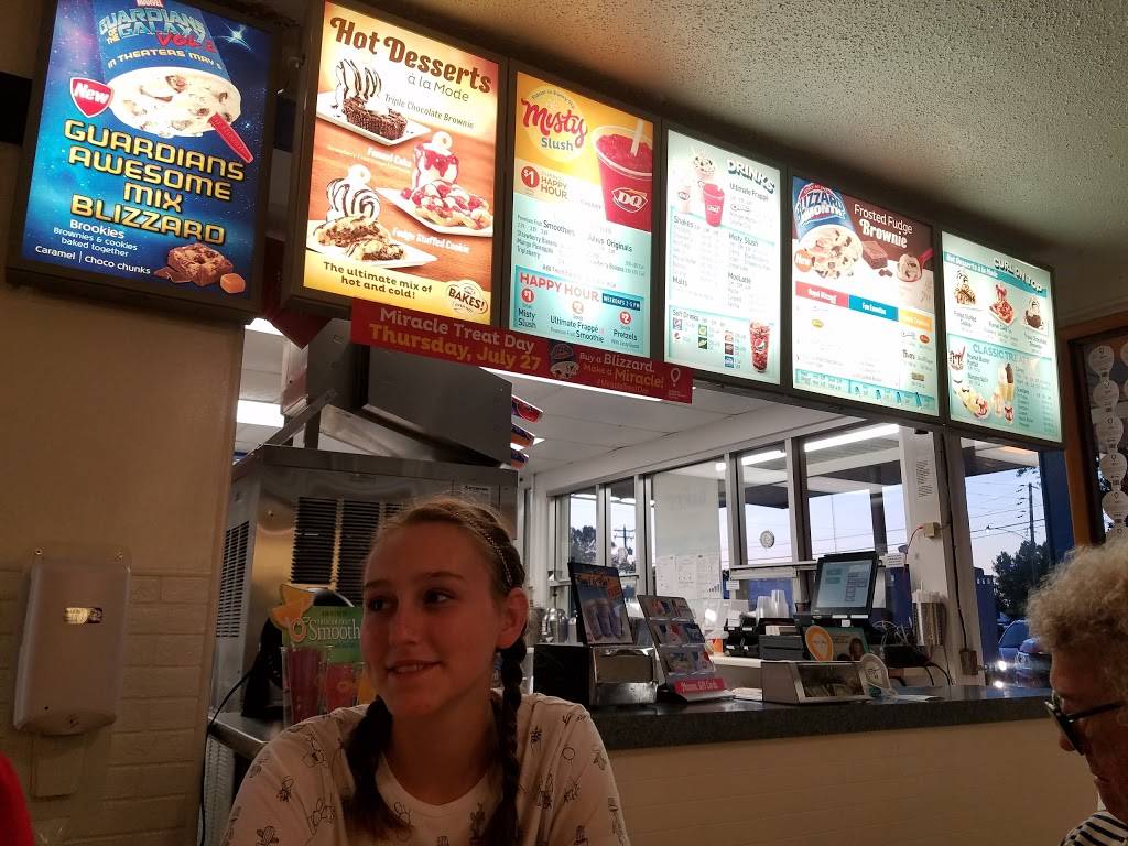 Dairy Queen | restaurant | 510 Broadway St, Gillespie, IL 62033, USA | 2178392215 OR +1 217-839-2215