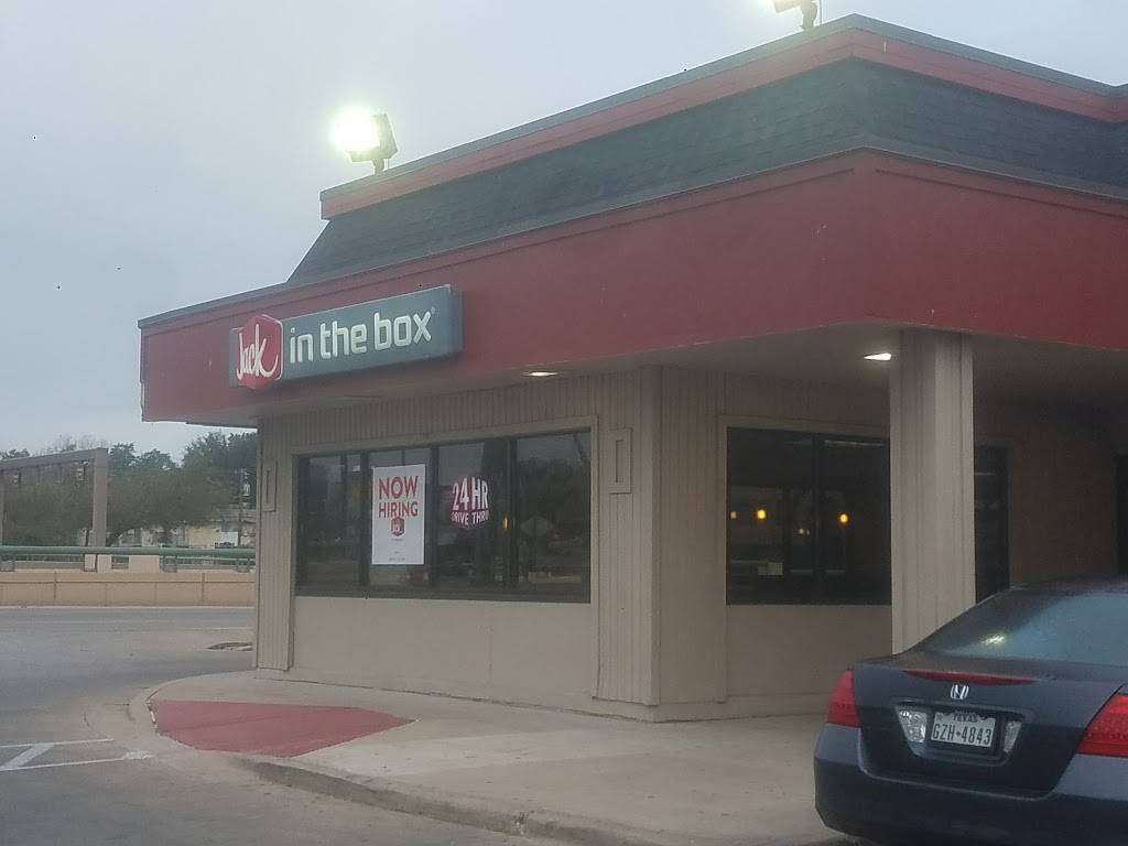 Jack in the Box | restaurant | 4210 N Central Expy, Dallas, TX 75206, USA | 2148233650 OR +1 214-823-3650