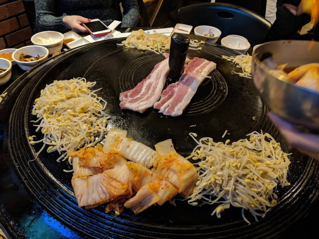 Tong Sam Gyup Goo Yi | restaurant | 162-23 Depot Rd, Flushing, NY 11358, USA | 7183594583 OR +1 718-359-4583