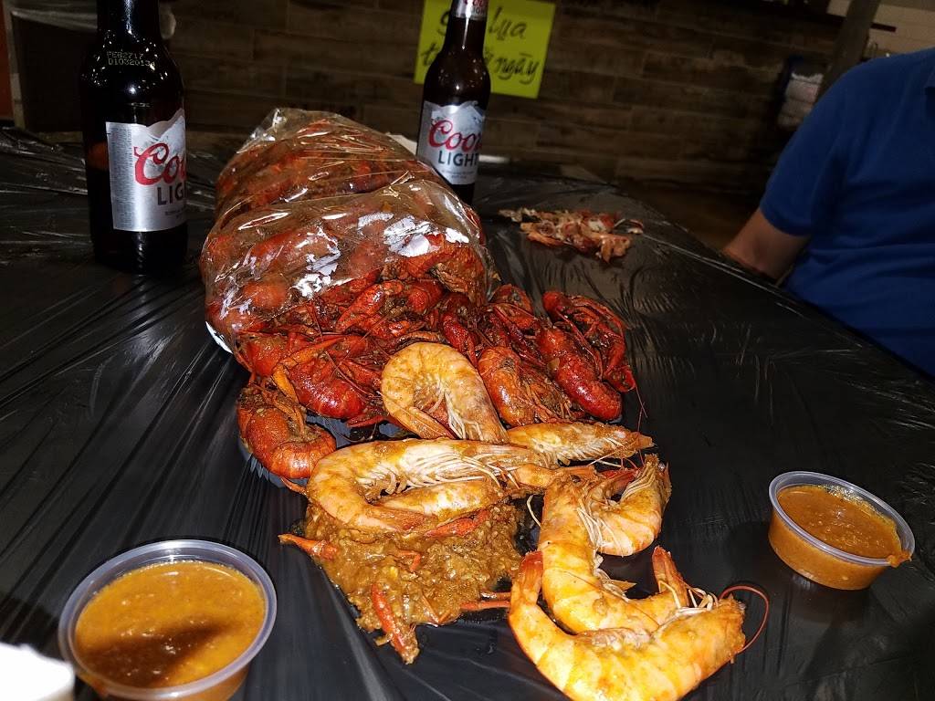 Bon Crawfish Hut | restaurant | 2615 W Pioneer Pkwy #122, Grand Prairie, TX 75051, USA | 2147882901 OR +1 214-788-2901
