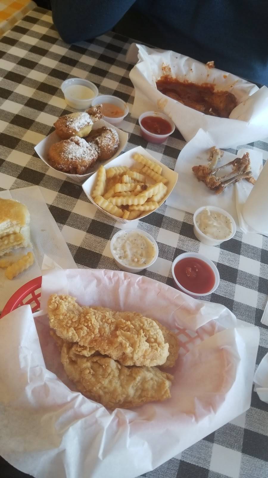 Chachos Fried Chicken | restaurant | 15588-054-0110, San Antonio, TX 78227, USA | 2103148150 OR +1 210-314-8150