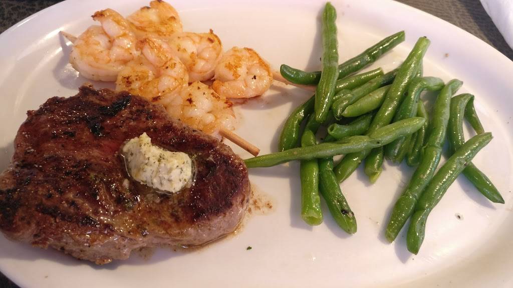 Ruby Tuesday | restaurant | 6601 S Van Dorn St, Alexandria, VA 22315, USA | 7039215006 OR +1 703-921-5006