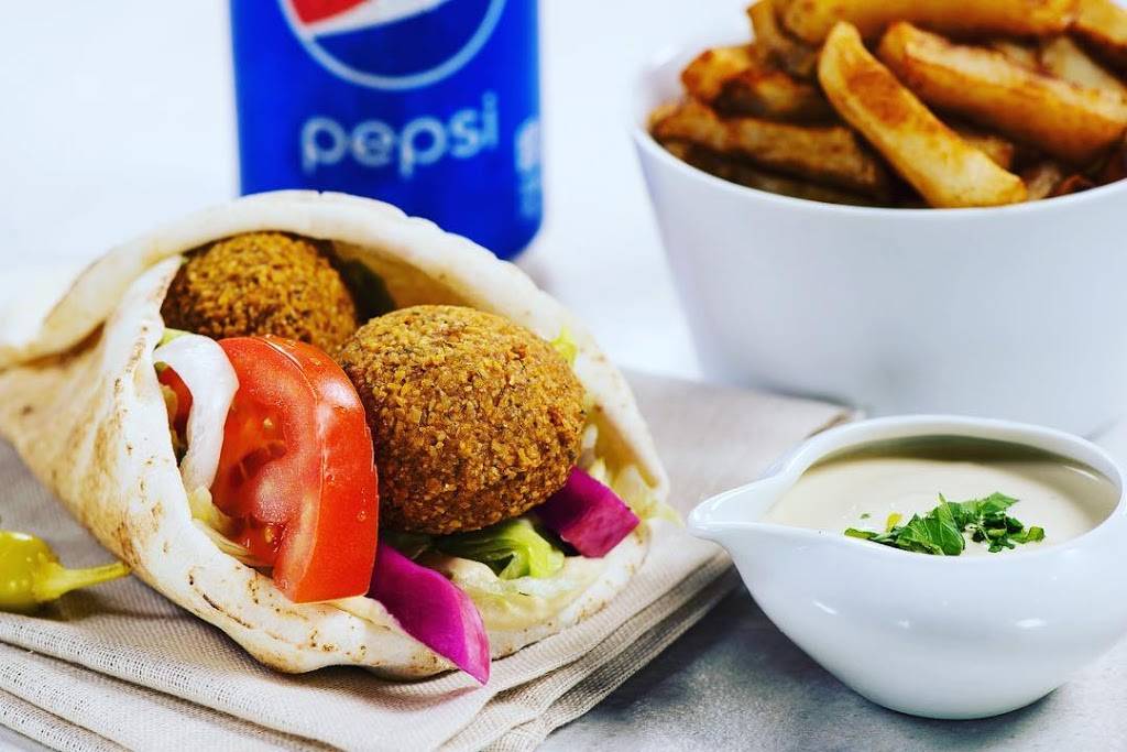 Amir | restaurant | 2800 Boulevard De La Pinière O #140, Terrebonne, QC J6X 0G4, Canada | 4503120114 OR +1 450-312-0114