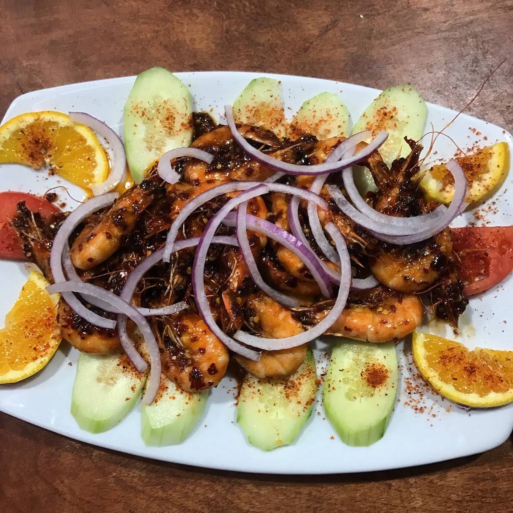 Mariscos La Sirena | restaurant | 515 Main Street, Santa Ana, CA 92701, USA | 7145410350 OR +1 714-541-0350