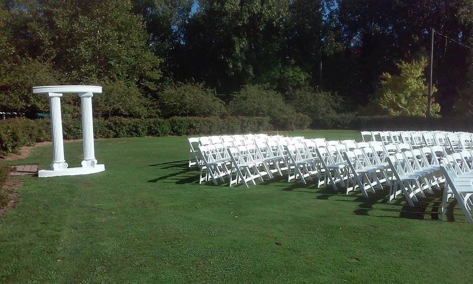 Dearborn Hills Golf Course | restaurant | 1300 S Telegraph Rd, Dearborn, MI 48124, USA | 3135634653 OR +1 313-563-4653