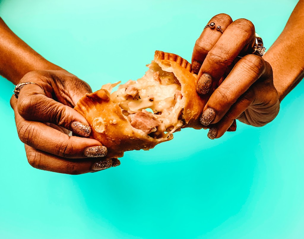 The Salty Cubana | restaurant | 975 Main St Suite 4, Nashville, TN 37206, USA | 6159888268 OR +1 615-988-8268