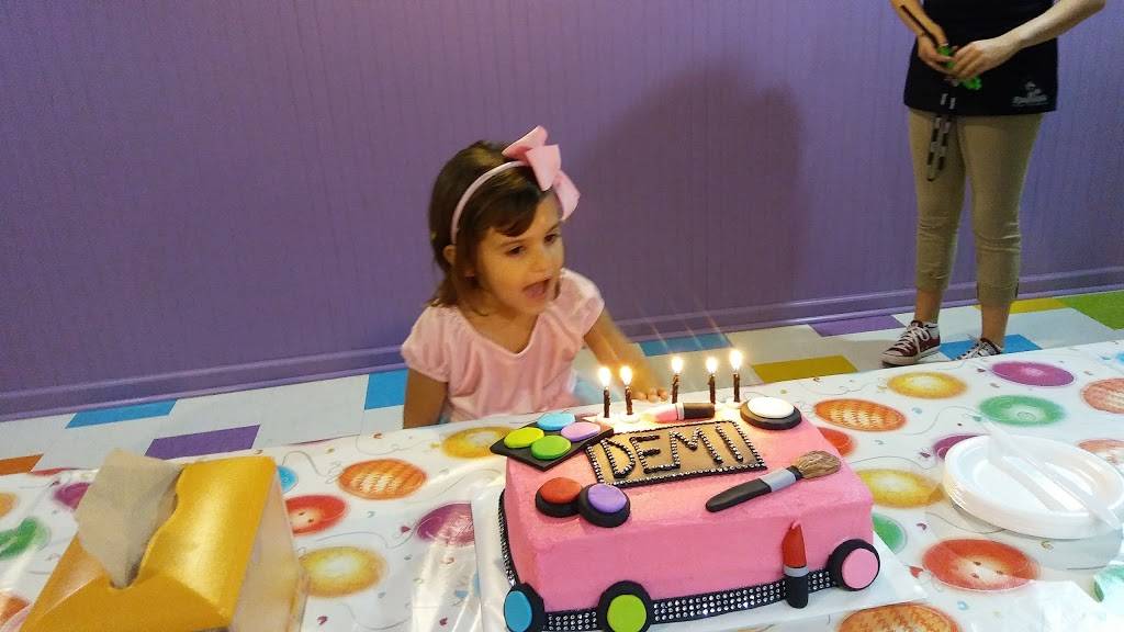 Pinocchios Pizza Playhouse | restaurant | 117 Prevost Dr, Houma, LA 70364, USA | 9855802000 OR +1 985-580-2000