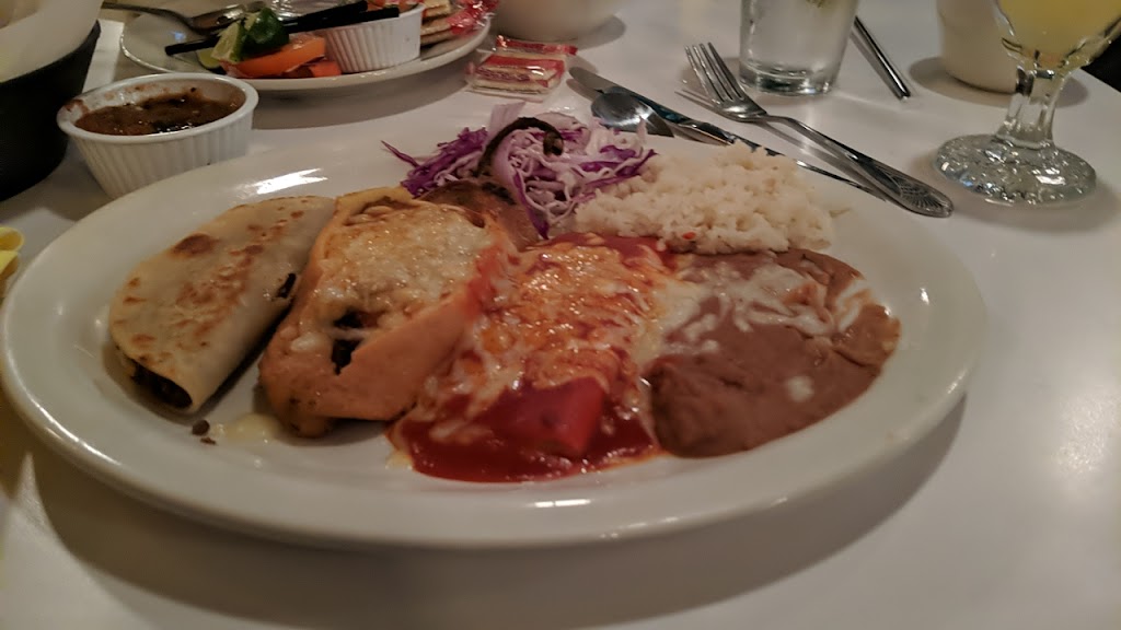 Cancun Grill | restaurant | 223 W Wall St #121, Midland, TX 79701, USA | 4326180390 OR +1 432-618-0390