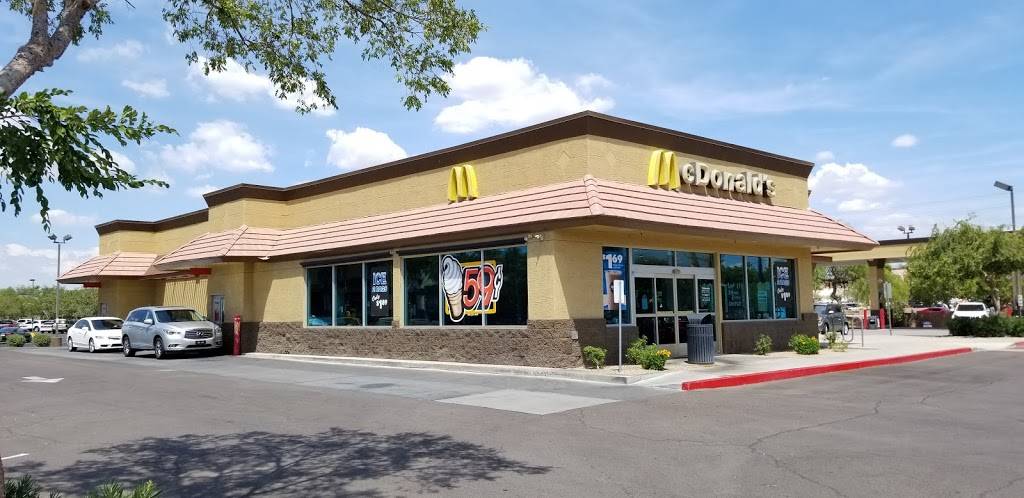 McDonalds | cafe | 774 S Val Vista Dr, Gilbert, AZ 85296, USA | 4806332424 OR +1 480-633-2424