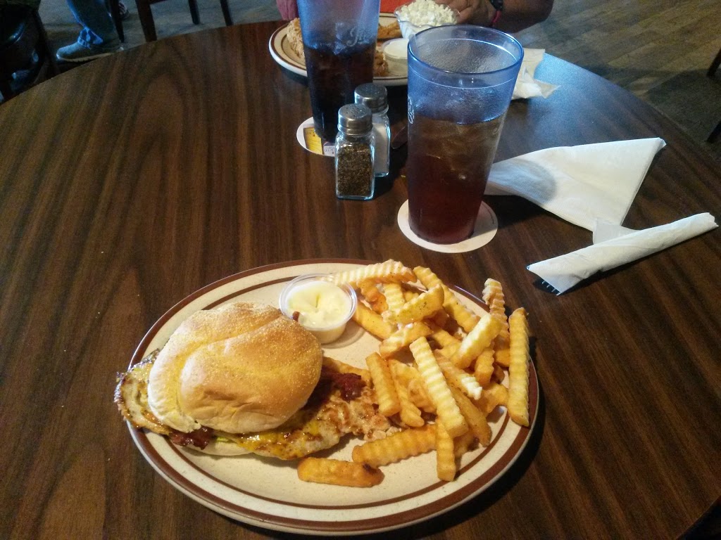 Jerseys Sports Bar & Grill | restaurant | 290 State Hwy 76, Cassville, MO 65625, USA | 4178470368 OR +1 417-847-0368