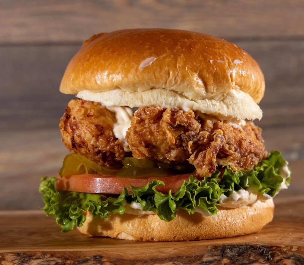 BURGER HUB | restaurant | 6231 S 27th St, Greenfield, WI 53221, USA | 4145740099 OR +1 414-574-0099