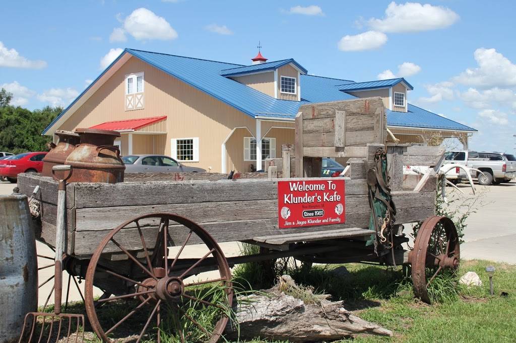 Klunders Kafe | restaurant | 929 W Milwaukee St, New Hampton, IA 50659, USA | 6413944973 OR +1 641-394-4973