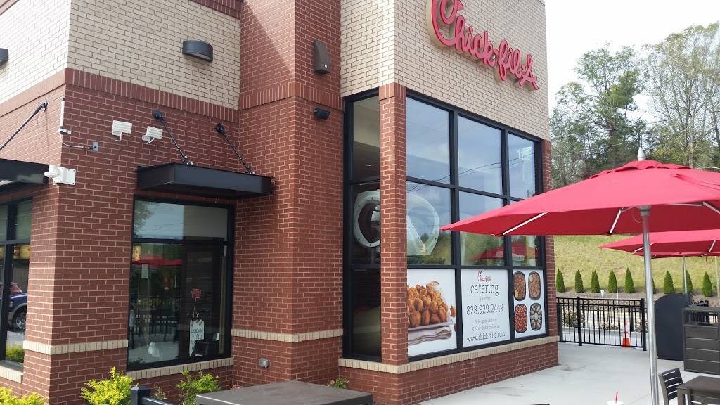 Chick-fil-A at Smith Crossroads | restaurant | 116 Wilkesboro Blvd SE, Lenoir, NC 28645, USA | 8289292449 OR +1 828-929-2449