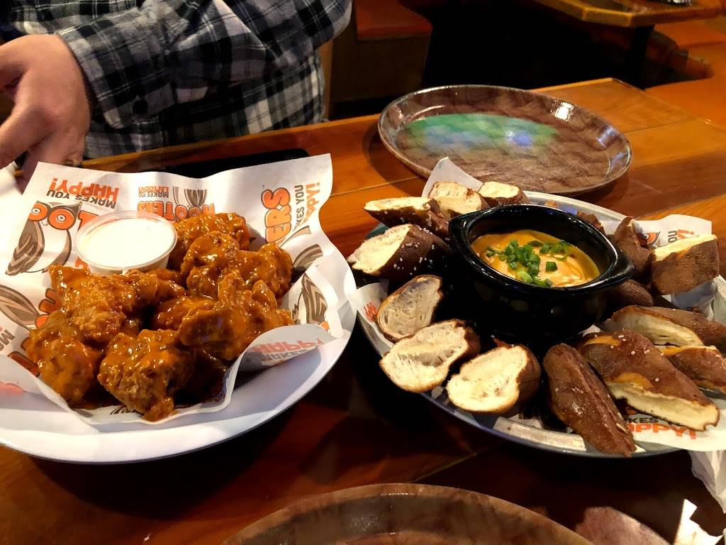 Hooters | restaurant | 1665 S Alma School Rd, Mesa, AZ 85210, USA | 4808394767 OR +1 480-839-4767