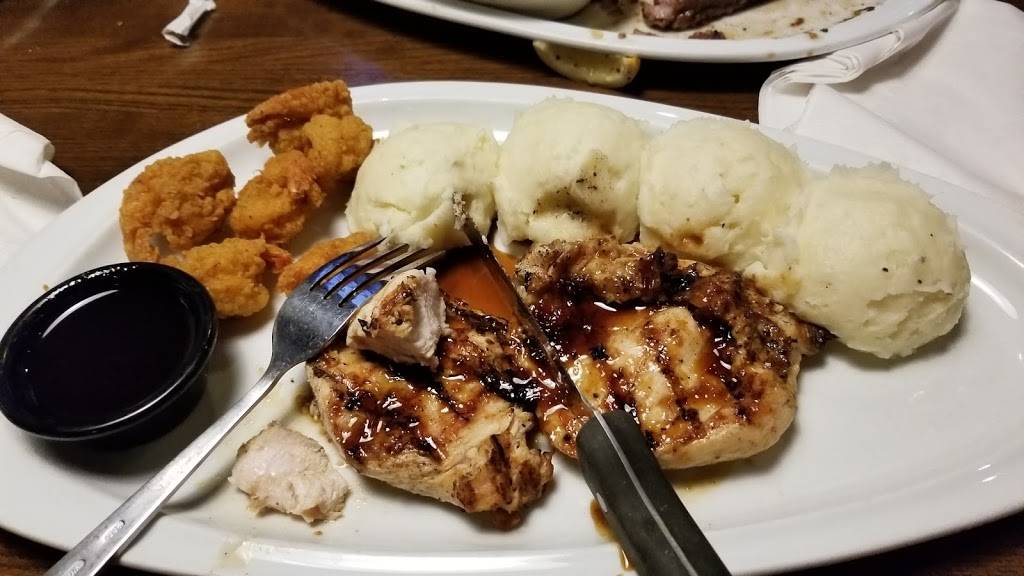 TGI Fridays | restaurant | 400 South Park Ave, Linden, NJ 07036, USA | 9083743003 OR +1 908-374-3003