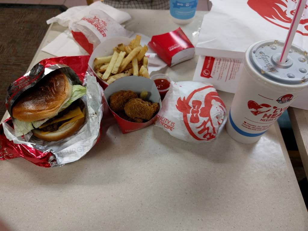 Wendys | restaurant | 306 Prospect Ave, Hartford, CT 06106, USA | 8602008505 OR +1 860-200-8505